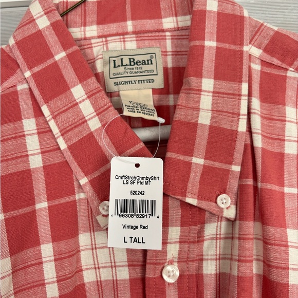 A PAIR (2) L.L. Bean wrinkle free button shirts STEAL OF A DEAL MY DUDES.✨ - Picture 3 of 3